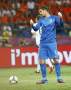 Германия - Нидерланды - на чемпионате по футболу Евро 2012, 9 июня 2012 (179xHQ) 590cde201652385