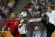 Германия - Португалия - на чемпионате по футболу Евро 2012, 9 июня 2012 (53xHQ) A76810201655182