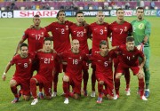 Германия - Португалия - на чемпионате по футболу Евро 2012, 9 июня 2012 (53xHQ) B7061e201654580